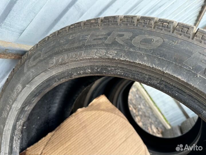 Pirelli Winter Ice Zero 255/45 R20 105H