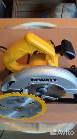 Дисковая пила бу Dewalt