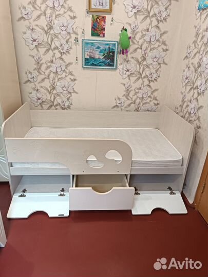 Детская кровать от 3 лет с матрасом бу
