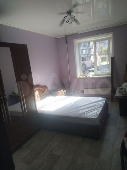 2-к. квартира, 52 м², 1/5 эт.