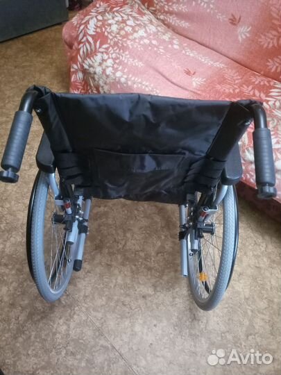 Инвалидная коляска новая в коробке