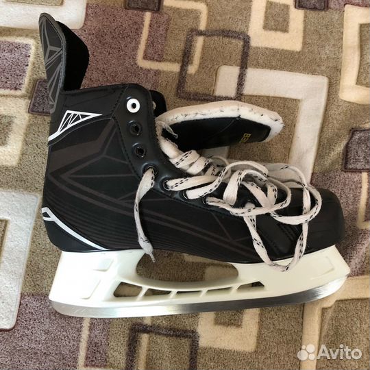 Коньки хоккейные 46 размер