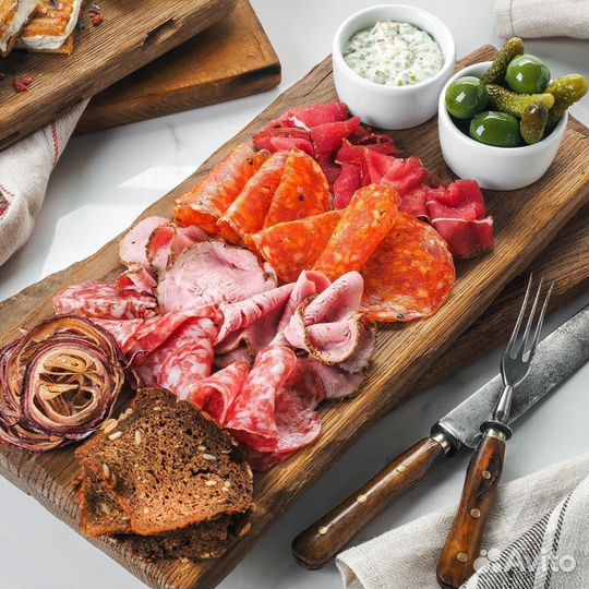 Сырокопченая колбаса