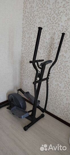 Эллиптический тренажер torneo