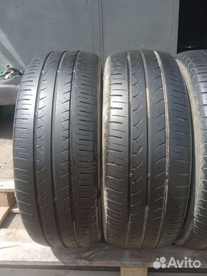 Yokohama BluEarth AE01 195/60 R15 88H