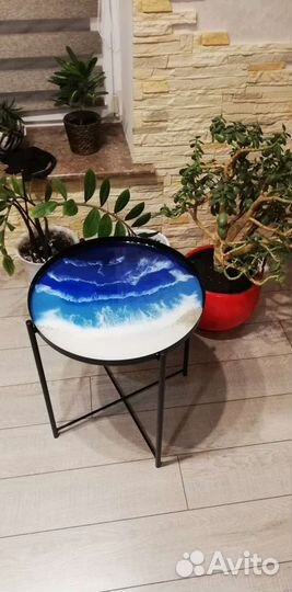 Столик ручной работы