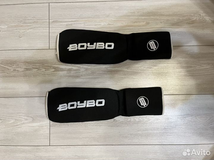 Щитки для единоборств