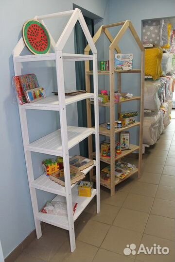 Стеллаж в детскую