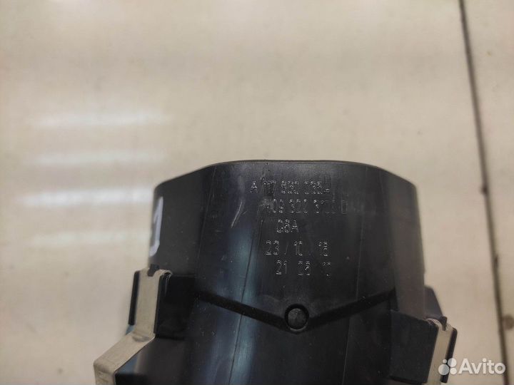 Воздушный дефлектор (Mercedes-Benz CLA-class)