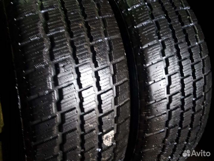 Cooper Weather-Master S/T 2 215/60 R17