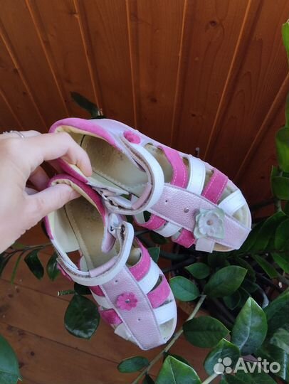 Босоножки для девочки