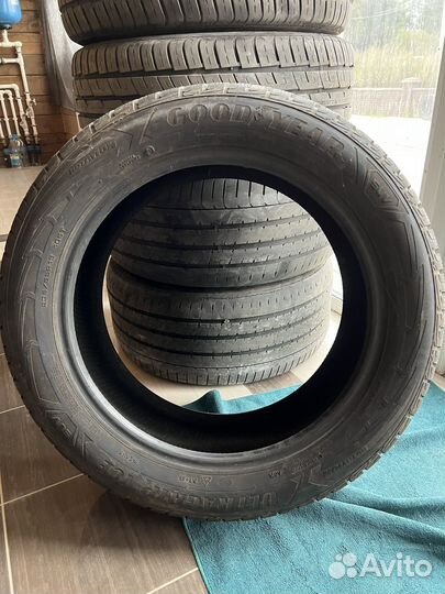 Goodyear UltraGrip Ice 235/55 R19 105T