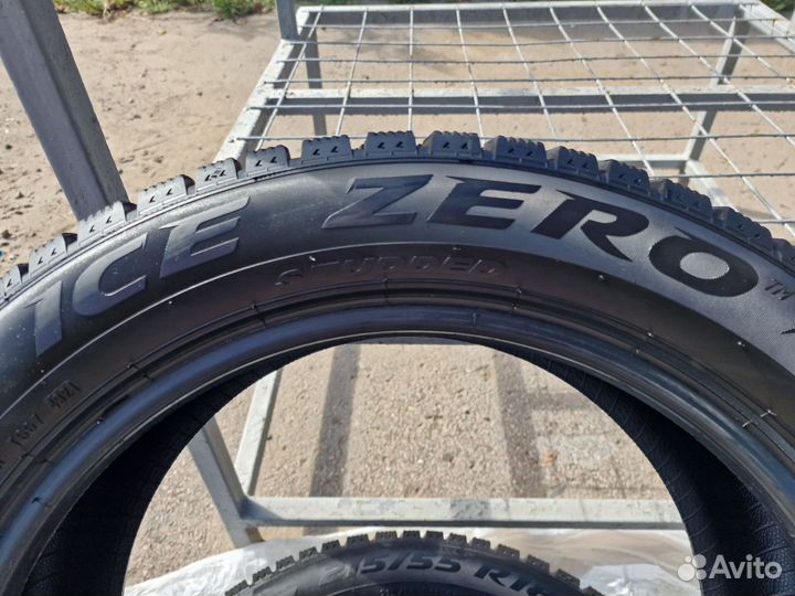 Pirelli Ice Zero 215/55 R18 99T