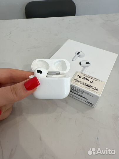 Airpods 3 кейс с левым наушником