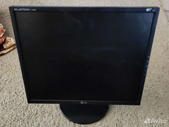 Монитор LG flatron