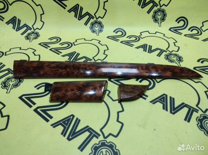 Накладка на торпедо декоративная Subaru