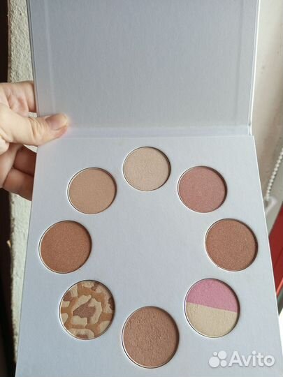 Палетка хайлайтеров Revolution