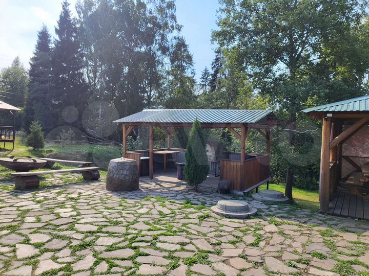 Коттедж 100 м² на участке 100 сот.