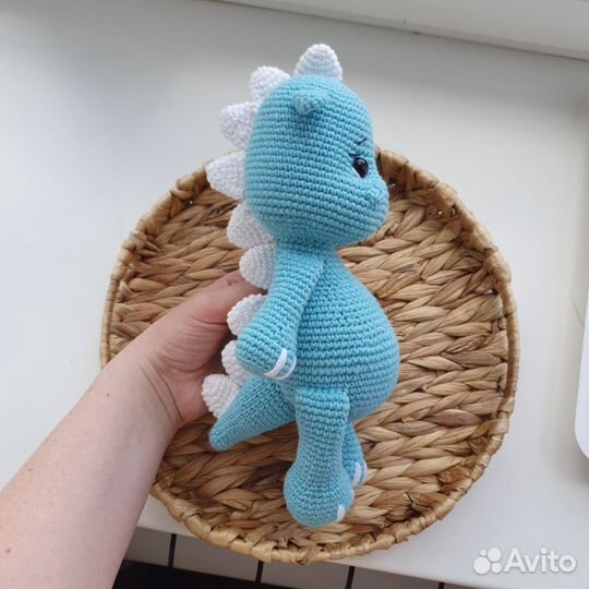 Вязаная игрушка дракон