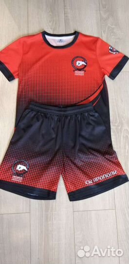 Форма спортивная р. 164