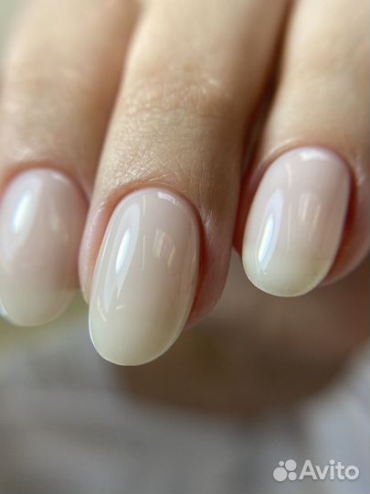 Маникюр,педикюр, наращивание ногтей