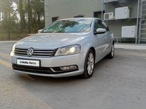 Volkswagen Passat 1.8 AMT, 2011, 286 500 км, с пробегом, цена 999 000 руб.
