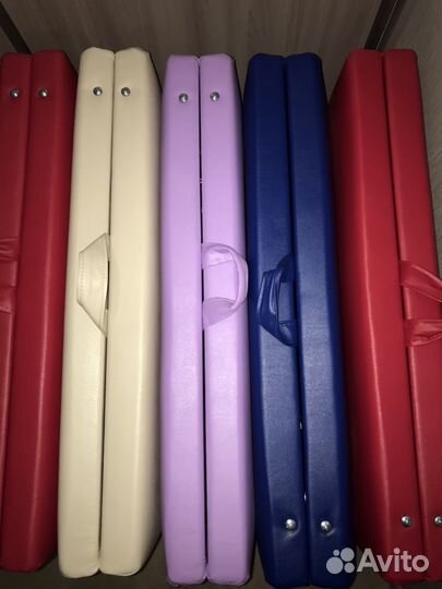 Кушетка массажная с регулировкой высоты и без.Дост