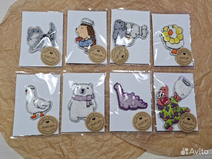 Броши вышитые