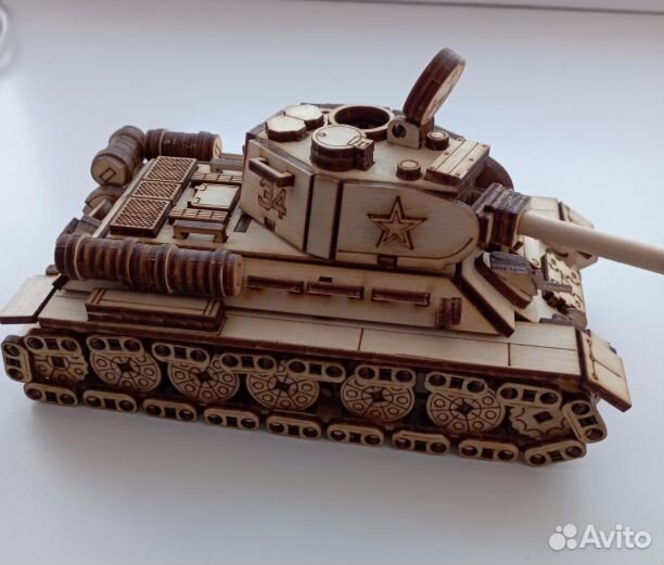 Деревянная модель конструктор Танк (новый)