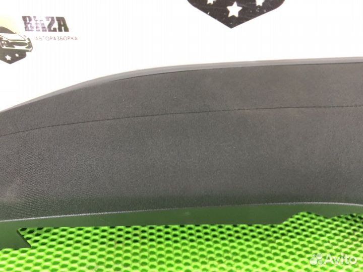 Обшивка стойки задняя левая L Volkswagen Passat