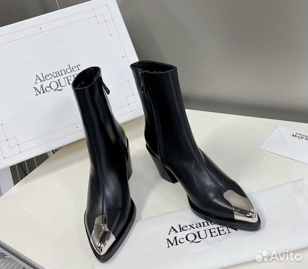 Alexander mcqueen ботильоны
