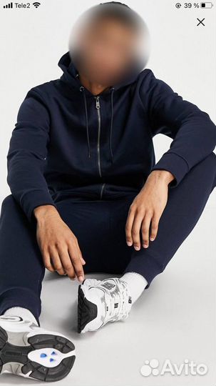 Новый спортивный костюм 48 размер