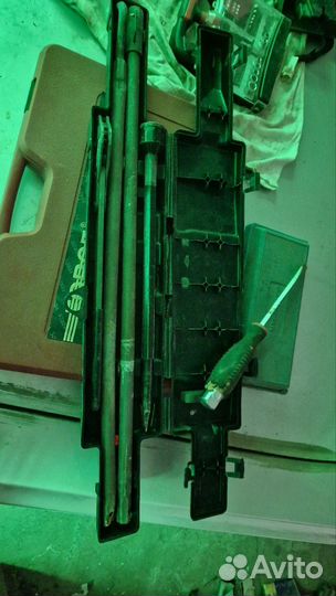 Ключ для снятия запаски Chevrolet express Tahoe