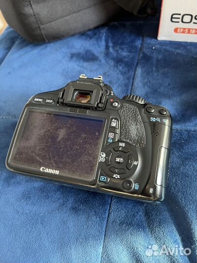 Зеркальный фотоаппарат canon 550d