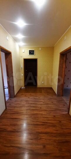 3-к. квартира, 79,6 м², 1/2 эт.