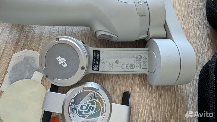 Стабилизатор для телефона dji osmo 4