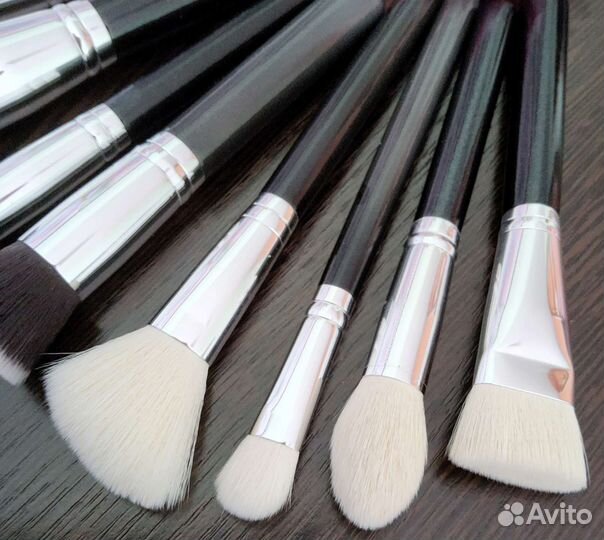 Кисти для макияжа