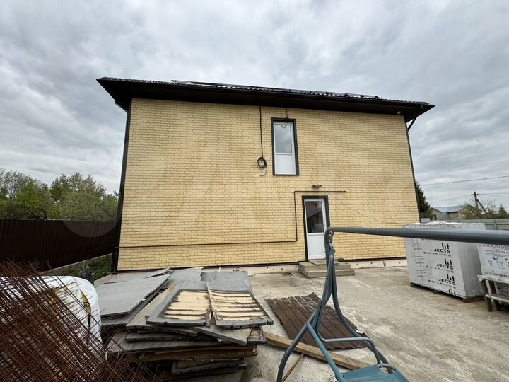 Дом 300 м² на участке 6 сот.