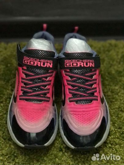 Кроссовки skechers