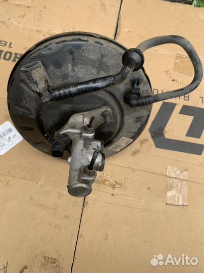 Усилитель тормозов вакуумный Volkswagen Polo седан