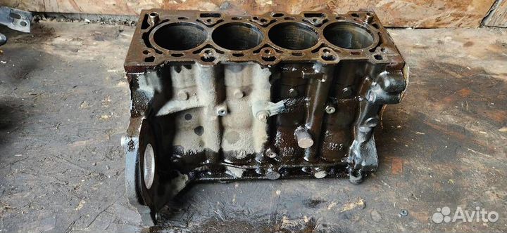 Блок двигателя Z16XEP Opel Astra H 2004-2014