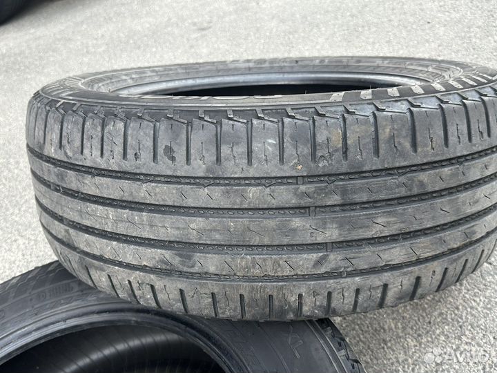 Nokian Tyres Hakka Blue SUV 225/60 R17