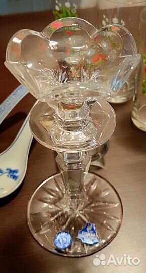 Чашка, подсвечник, стаканы, сувениры