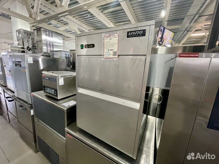 Ледогенератор для бара