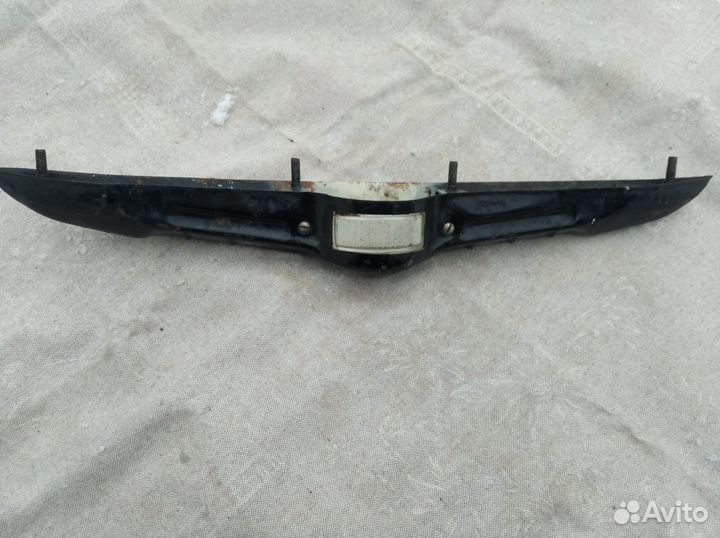 Птичка багажника для Москвича