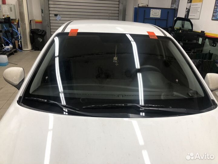 Лобовое стекло BMW X3(G01)