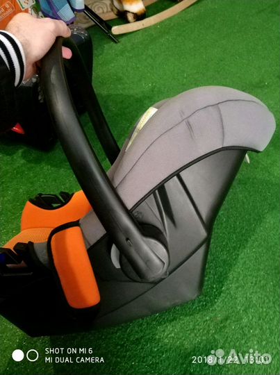 Детское автомобильное кресло