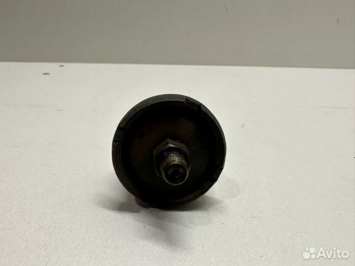 Датчик давления масла Toyota Land-Cruiser 200