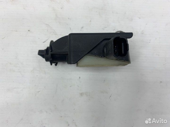 Замок лючка бензобака Citroen C4 2014