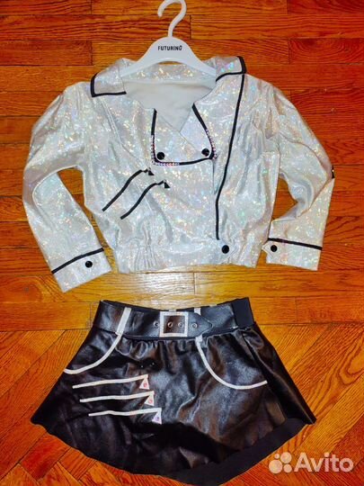 Костюм для чира, фигур катания и спорт танцев 10л